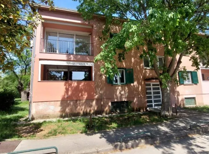 Anago Apartman Zára